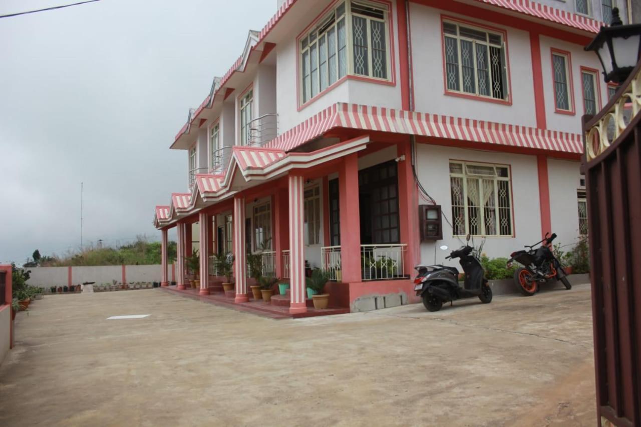 The Escapade Inn Cherrapunji Bagian luar foto